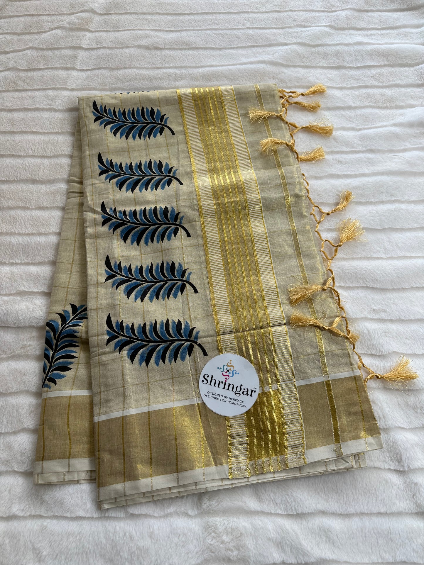 Kerala Saree with blouse fabric