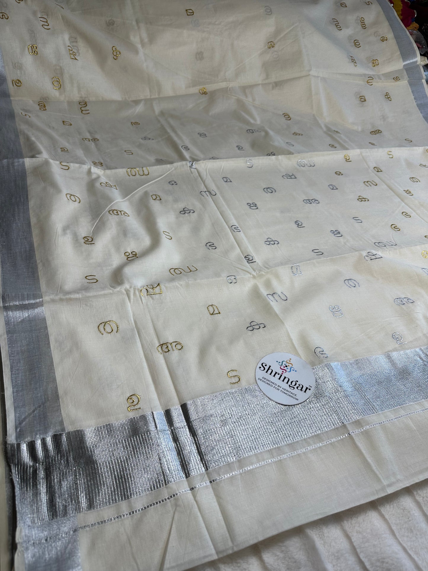 Kerala Saree with Blouse Fabric
