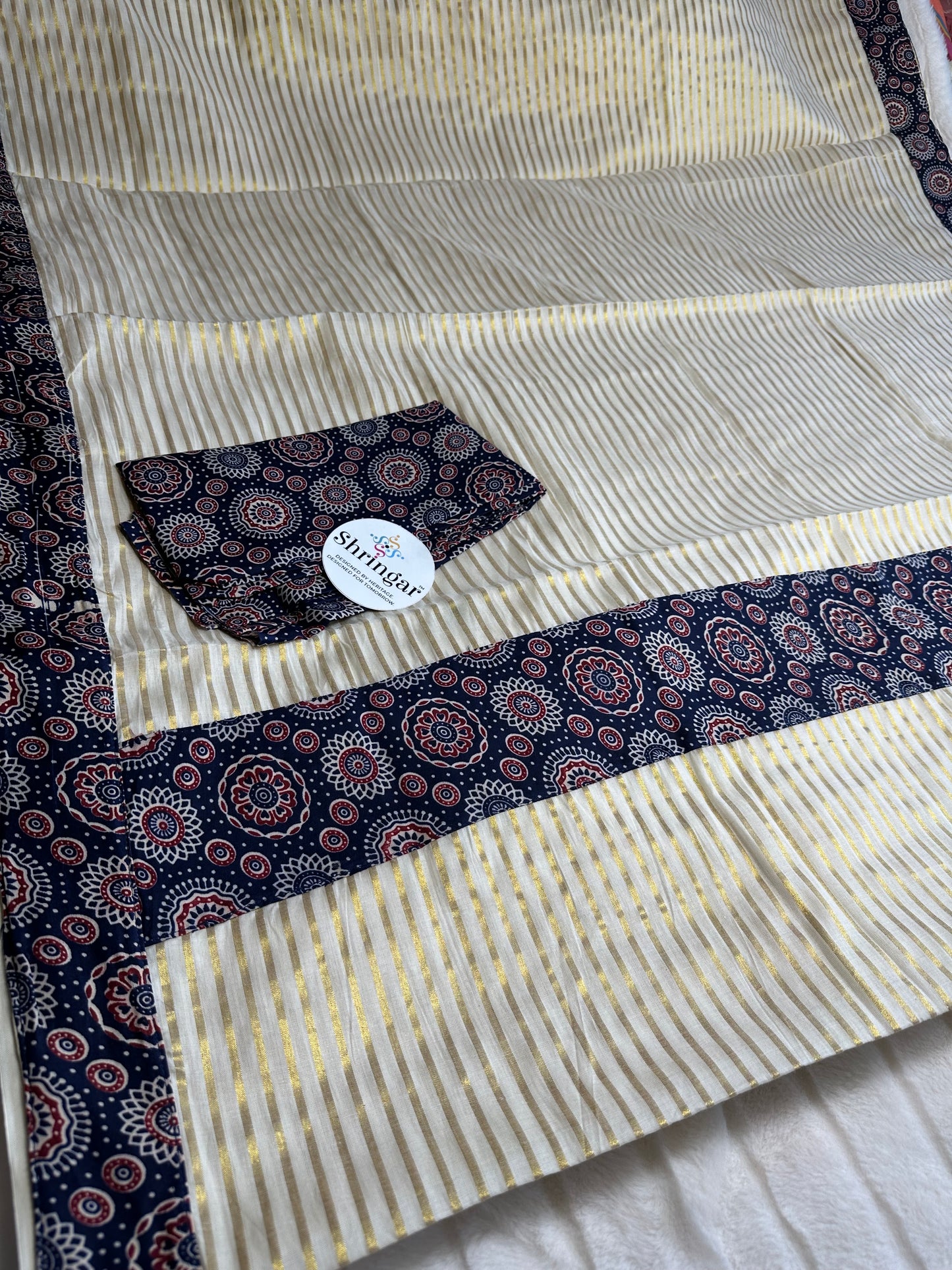 Cotton Kerala Saree with Blouse Fabric