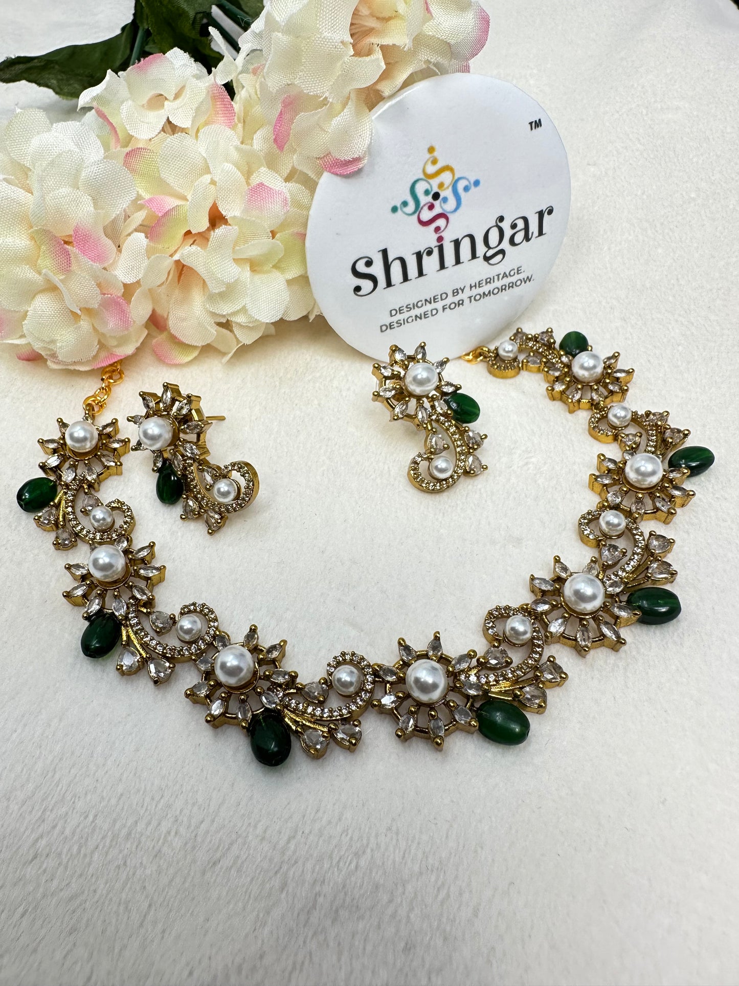 Floral Pearl & Emerald Jewelry Set