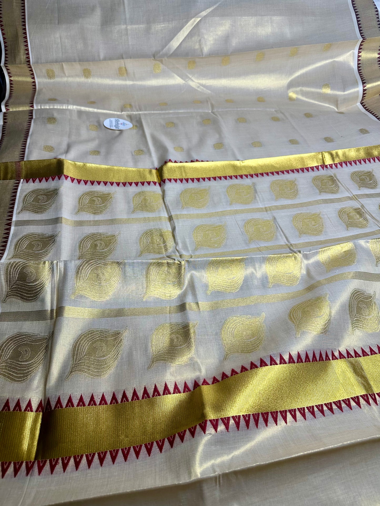 Kerala Kasavu Saree in Premium Handloom Finish