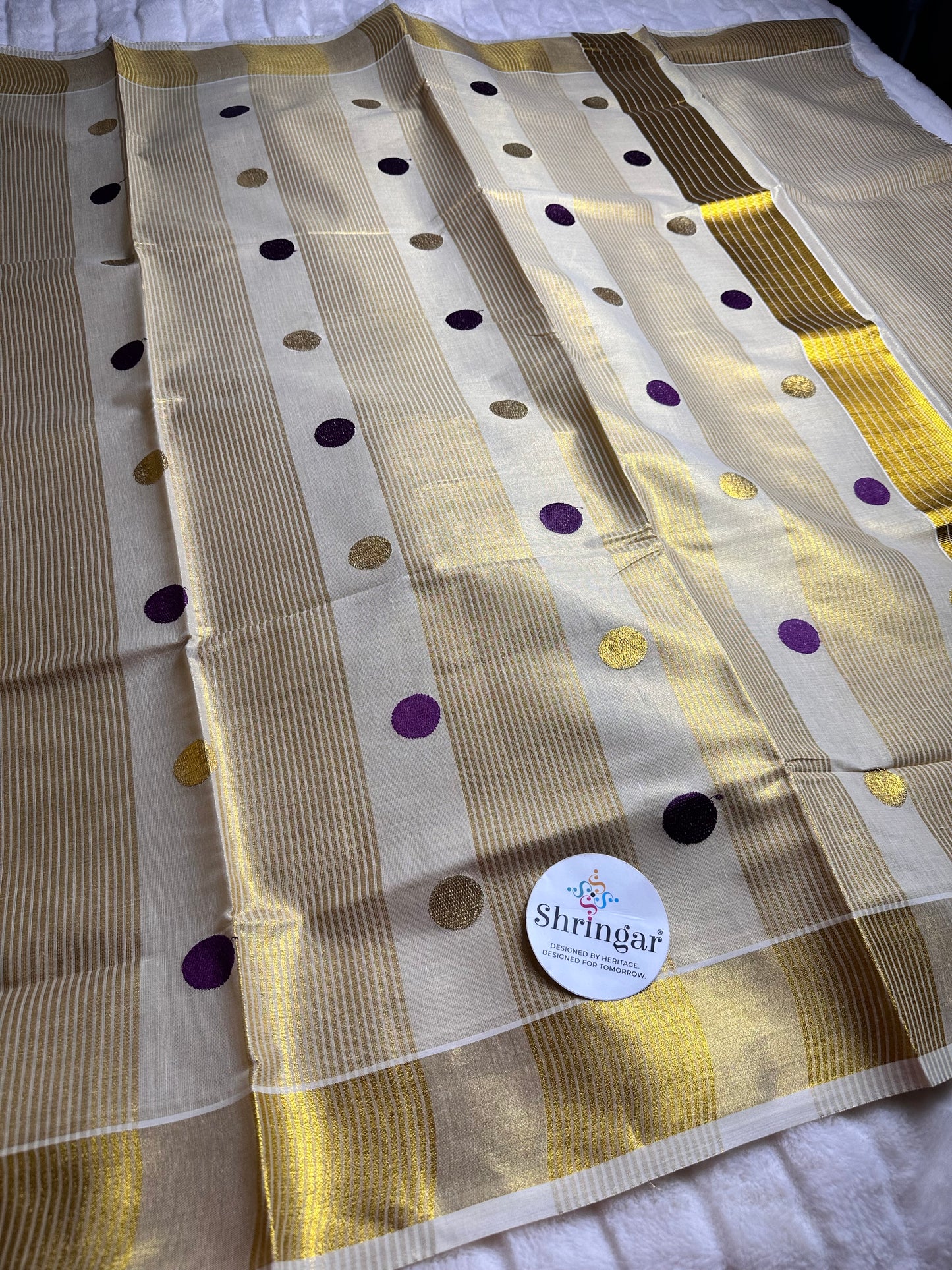 Kerala Onam Tissue Saree (purple polka dots in Pallu)