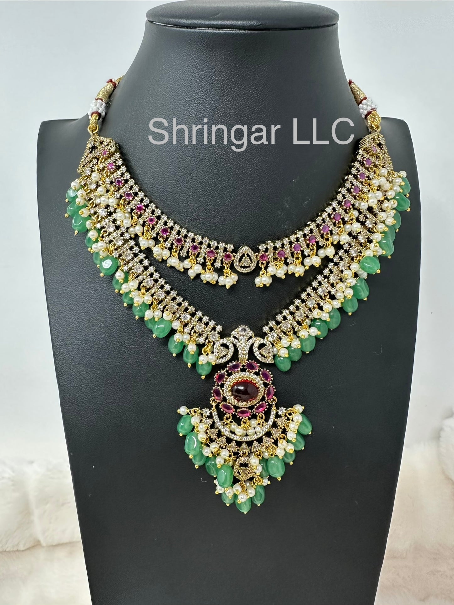 Heritage 2 layered Necklace Set