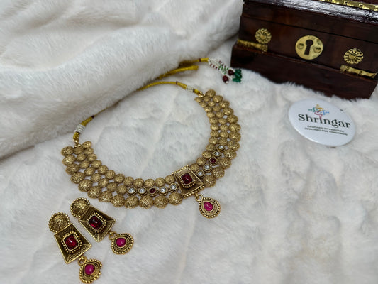 Antique Gold & Pink Necklace Set