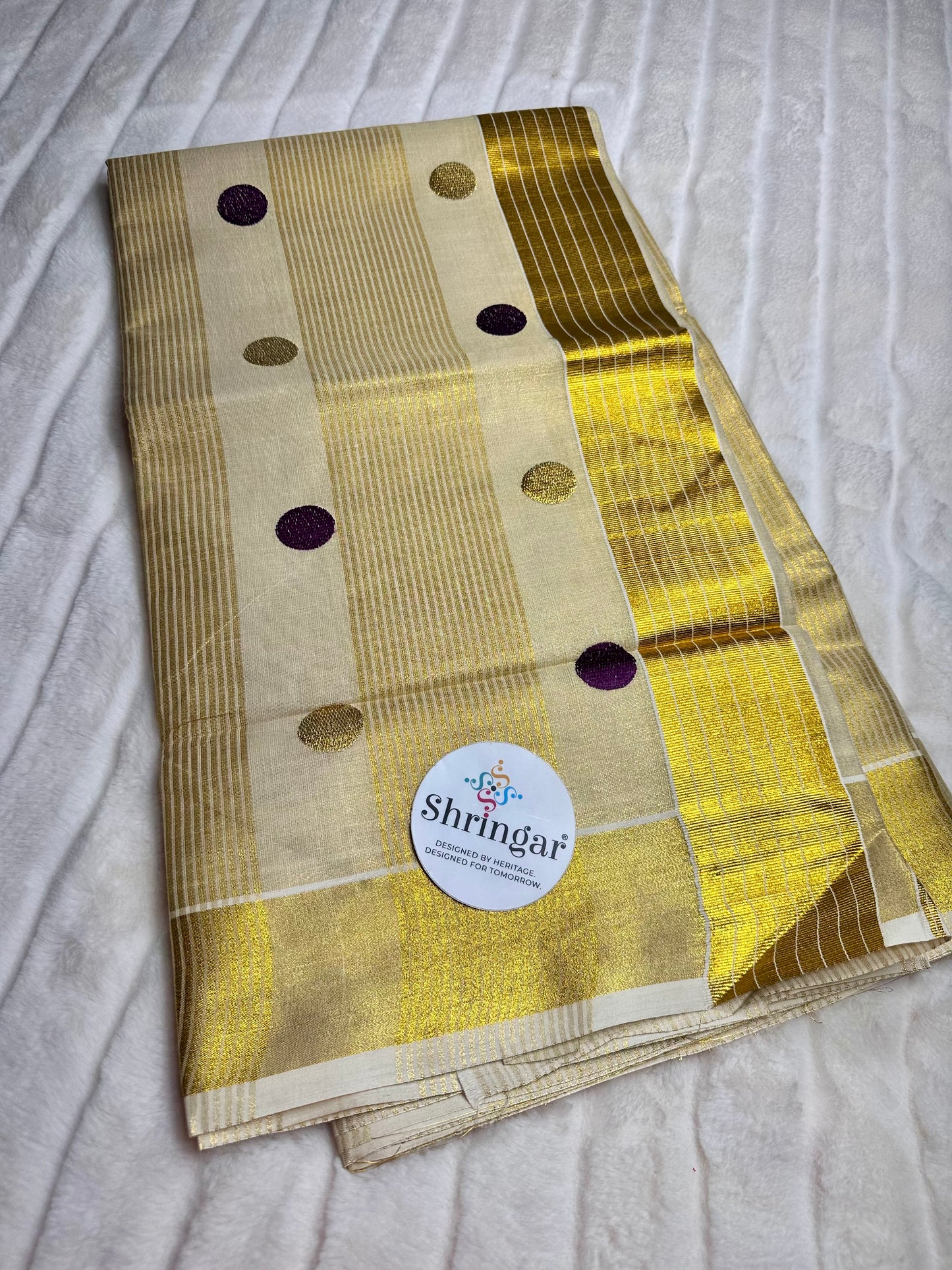 Kerala Onam Tissue Saree (purple polka dots in Pallu)
